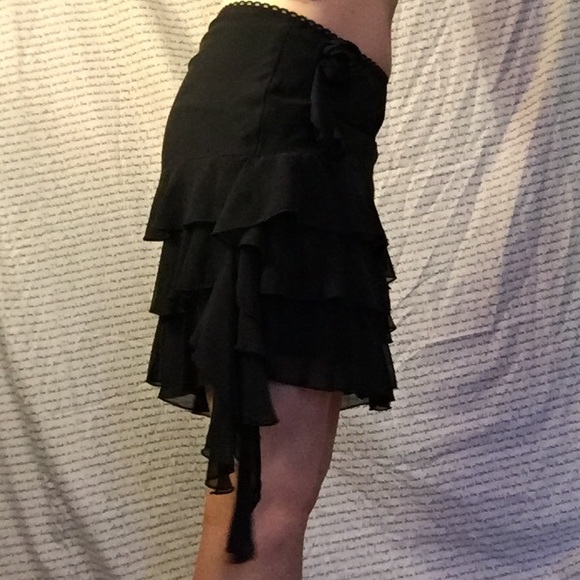 Black skirt - Picture 4 of 4